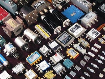 35CE100BS产品资料详解 一款关键的电子元器件